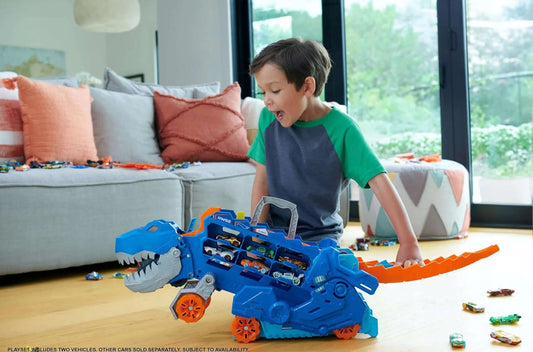 „Hot Wheels“ T-rekso mega transporteris su lenktynių trasa ir 2 automobiliukais