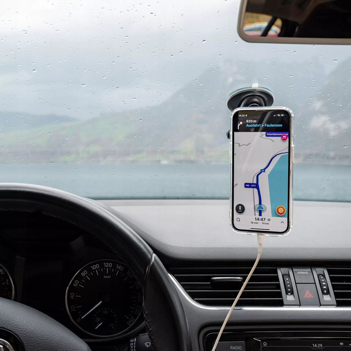 MagSafe magnetinis automobilio laikiklis – montavimui ant stiklo