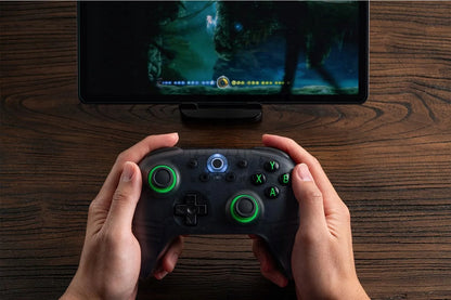 8BitDo Ultimate 2C belaidis žaidimų valdiklis, skirtas „Windows“ kompiuteriams ir „Android“, juodas