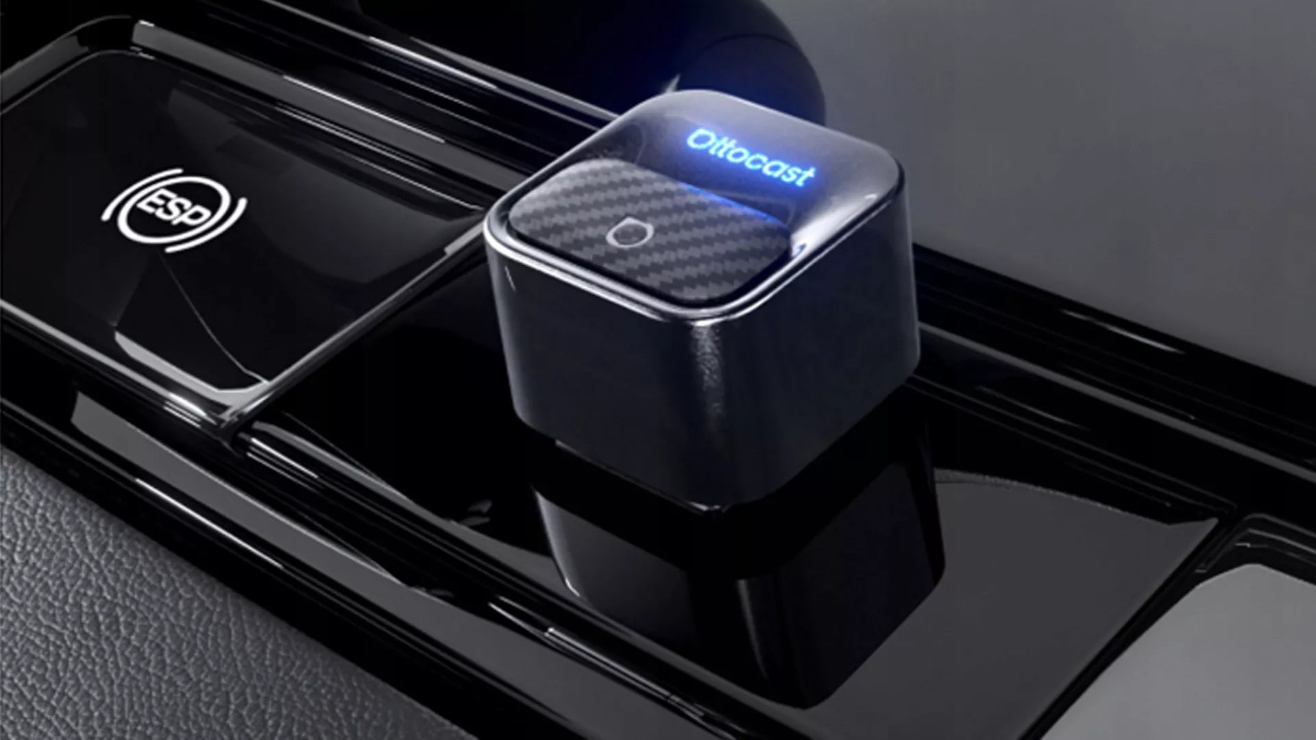 Automobilinis adapteris Ottocast Mini Core Wi-Fi 6 BT 5.4 CarPlay Android Auto