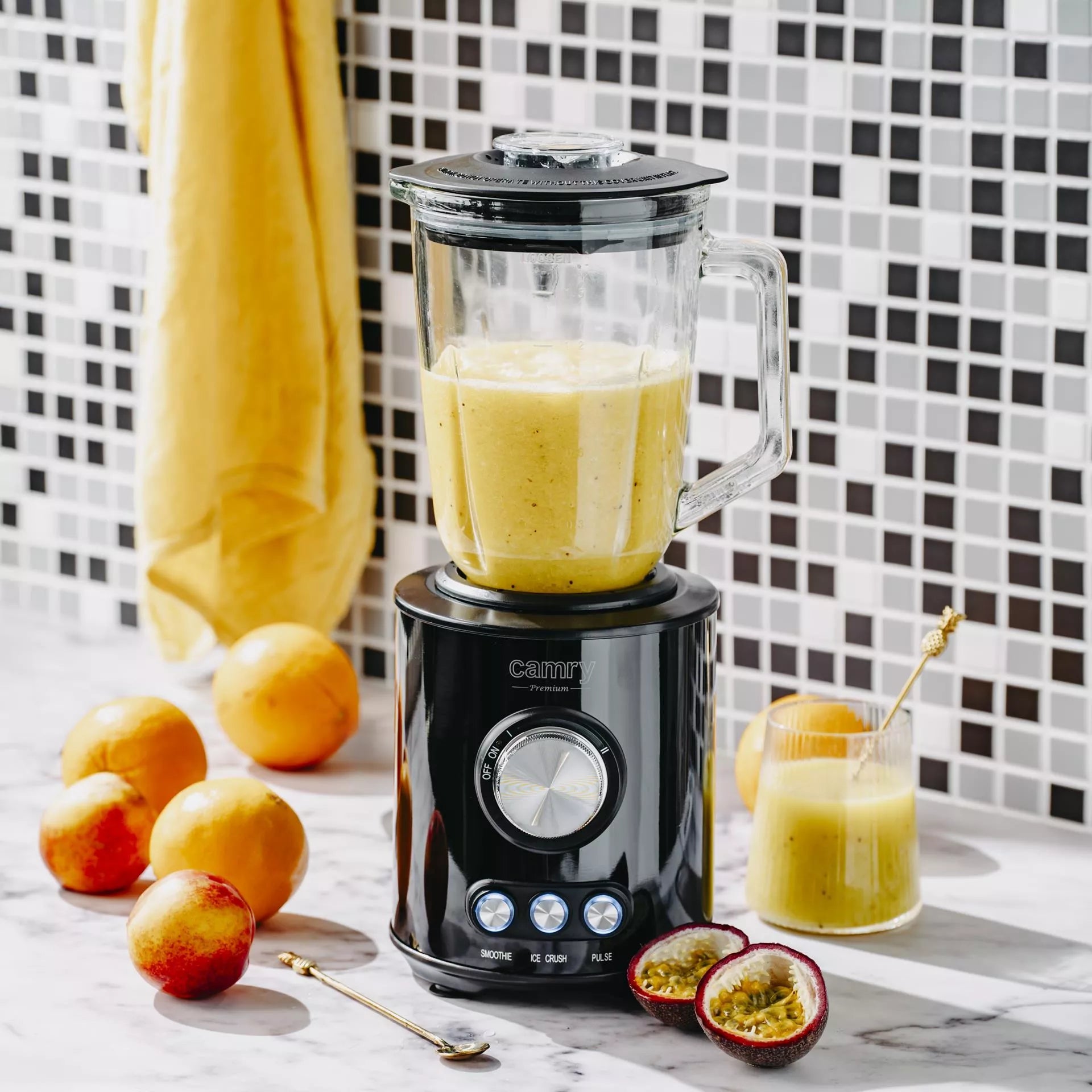 Stiklinis trintuvas–blenderis 1,5 l 1800 W, 3 programos, „Smoothie“, ledo smulkinimas