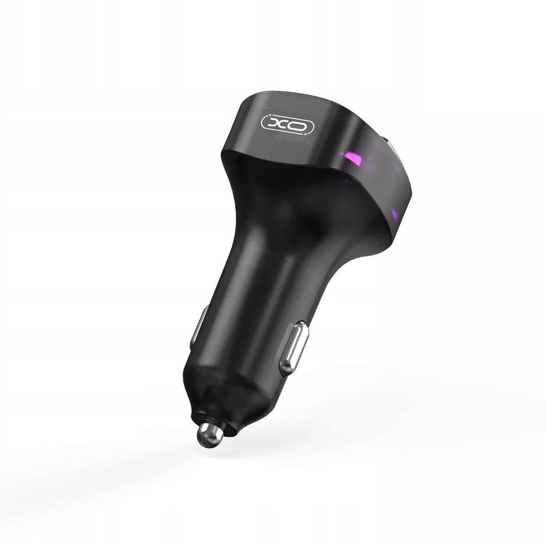 Juodas „XO FM BCC12 Bluetooth“ siųstuvas, MP3 grotuvas ir 3,1 A automobilinis įkroviklis
