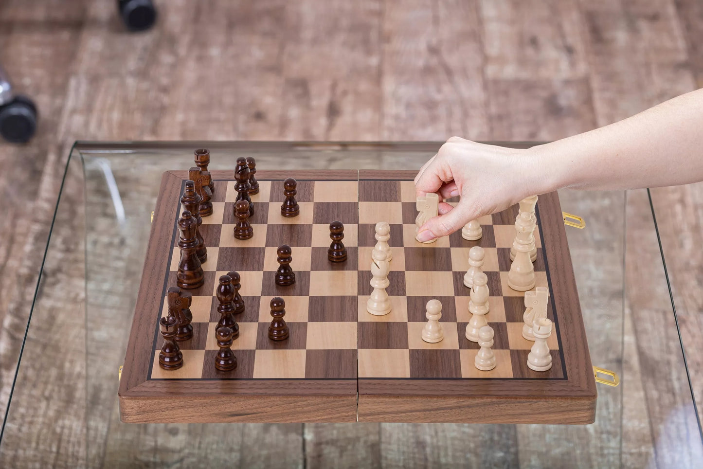 Dideli mediniai magnetiniai šachmatai ir šaškės 380 – Rytvešys + 2 x papildomos valdovės