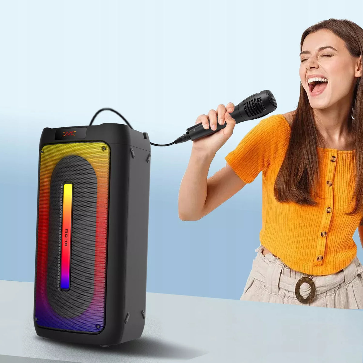 Nešiojamas Bluetooth USB Garsiakalbis BOOMBOX su RGB, Karaoke, Mikrofonu ir Nuotolinio Valdymo Pulteliu (Rinkinys)