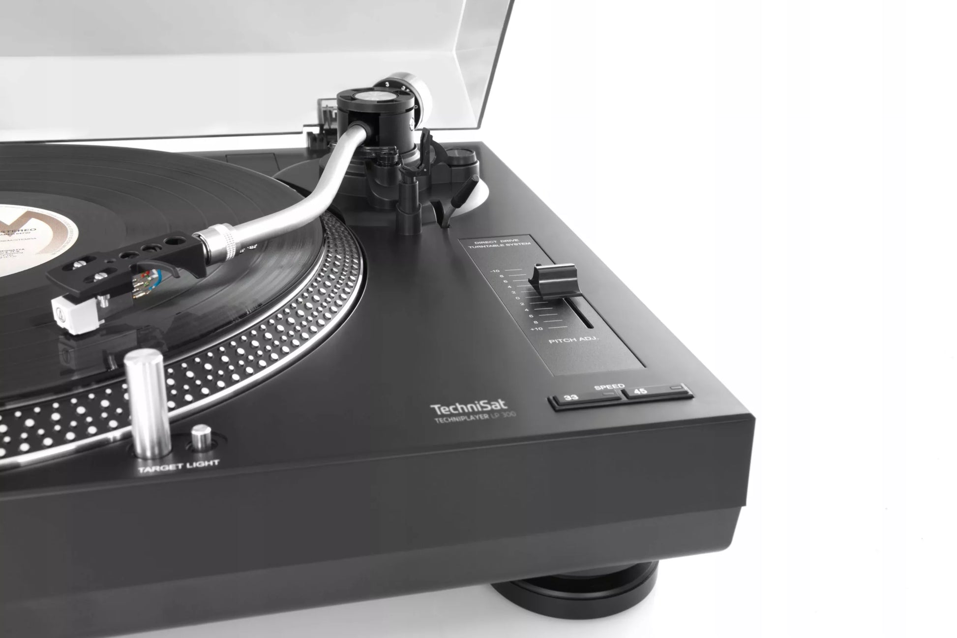 „TechniSat TechniPlayer LP 300“ patefonas su tiesiogine pavara, USB, PHONO/LINE išvestimis, 33/45 aps./min.