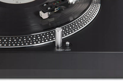 „TechniSat TechniPlayer LP 300“ patefonas su tiesiogine pavara, USB, PHONO/LINE išvestimis, 33/45 aps./min.