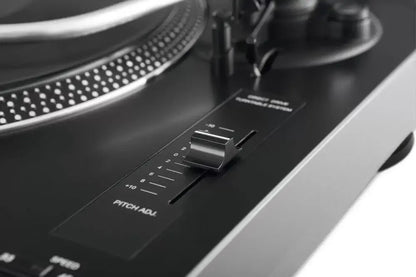 „TechniSat TechniPlayer LP 300“ patefonas su tiesiogine pavara, USB, PHONO/LINE išvestimis, 33/45 aps./min.