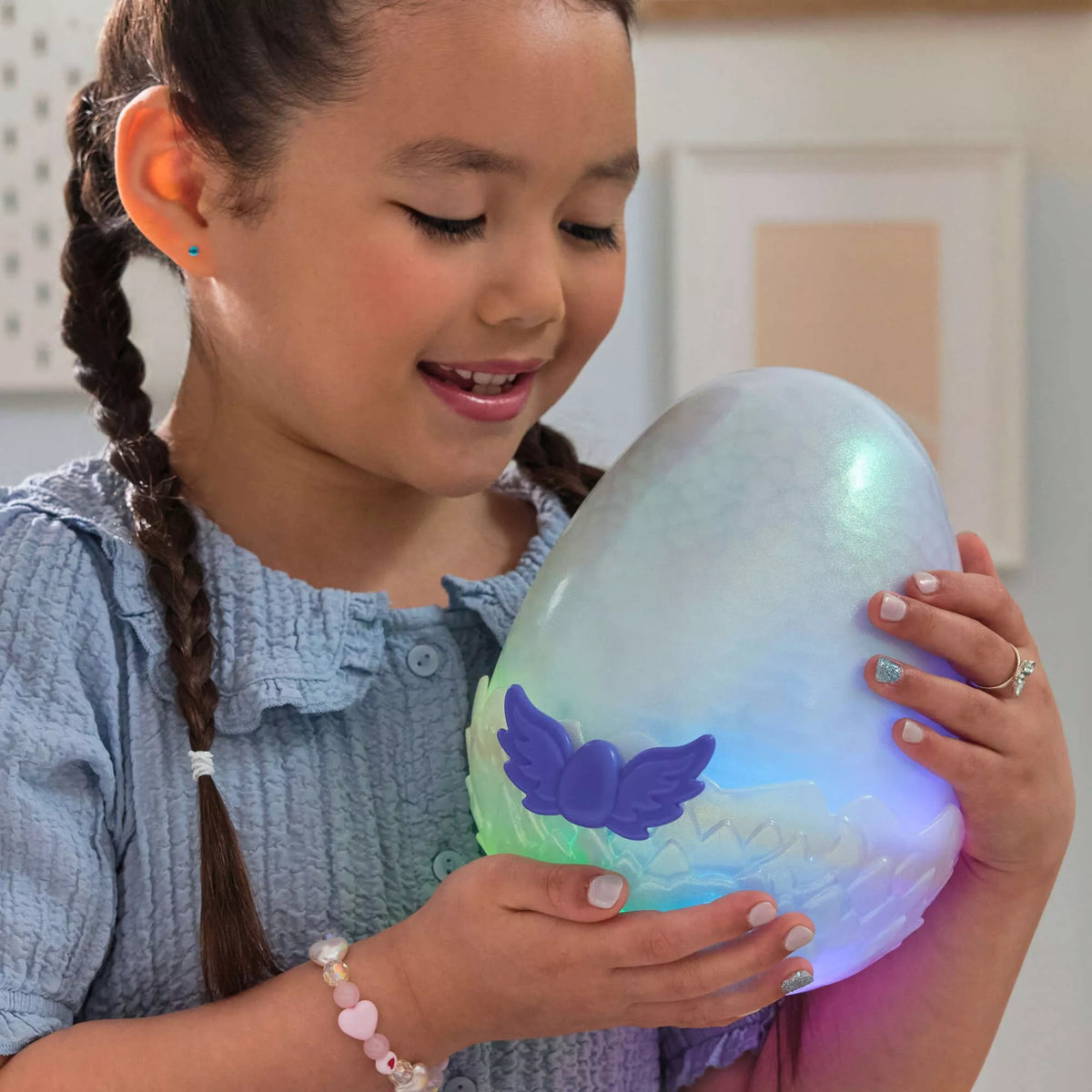 HATCHIMALS GYVAS ŽAISLAS KIAUŠINIS INTERAKTYVUS SLIBINAS STAIGMENA DRAGGLE