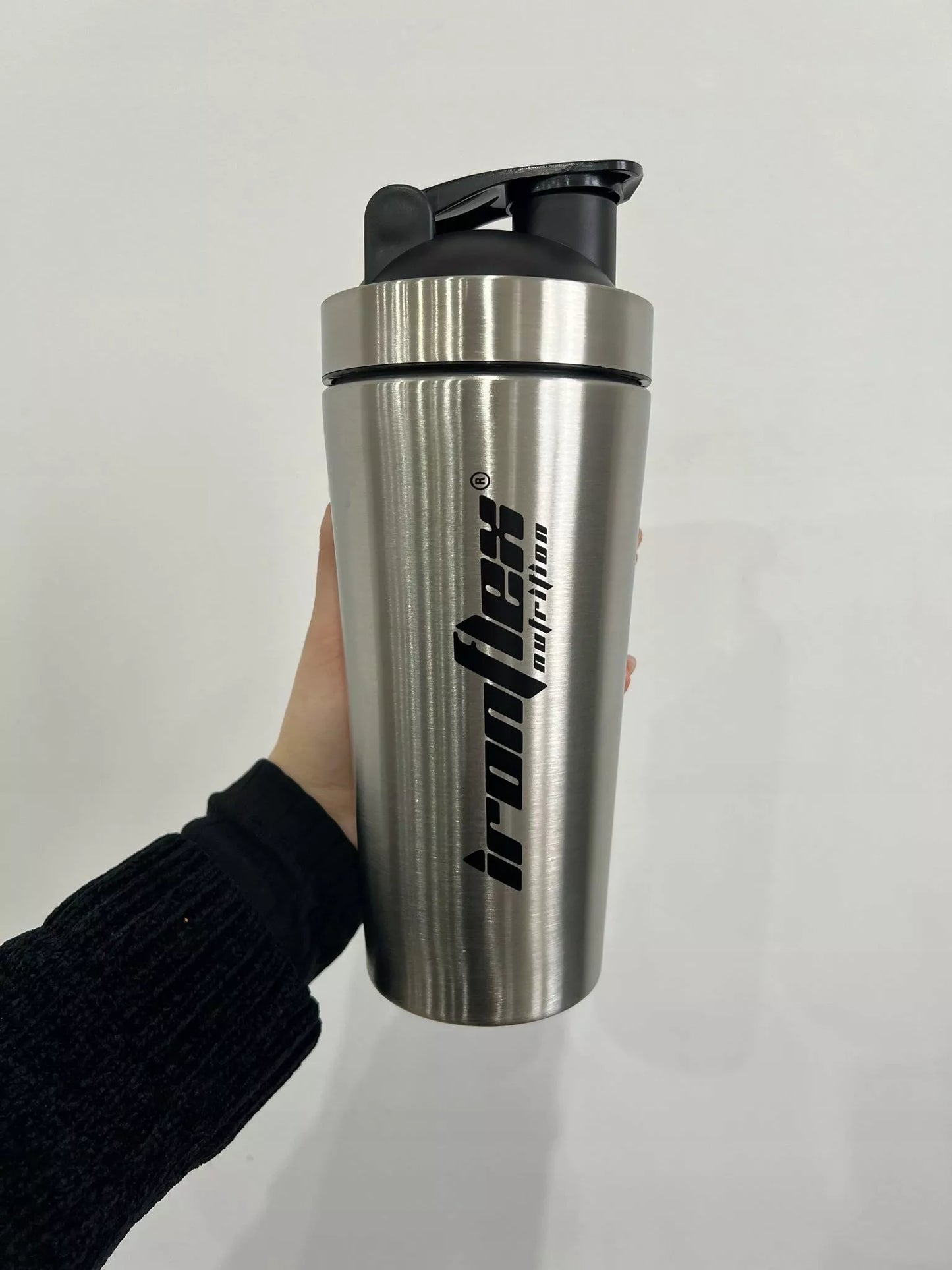 IRONFLEX plieninis šakeris, 750 ml – sandarus, skirtas maisto papildams ir sporto salėje naudojimui