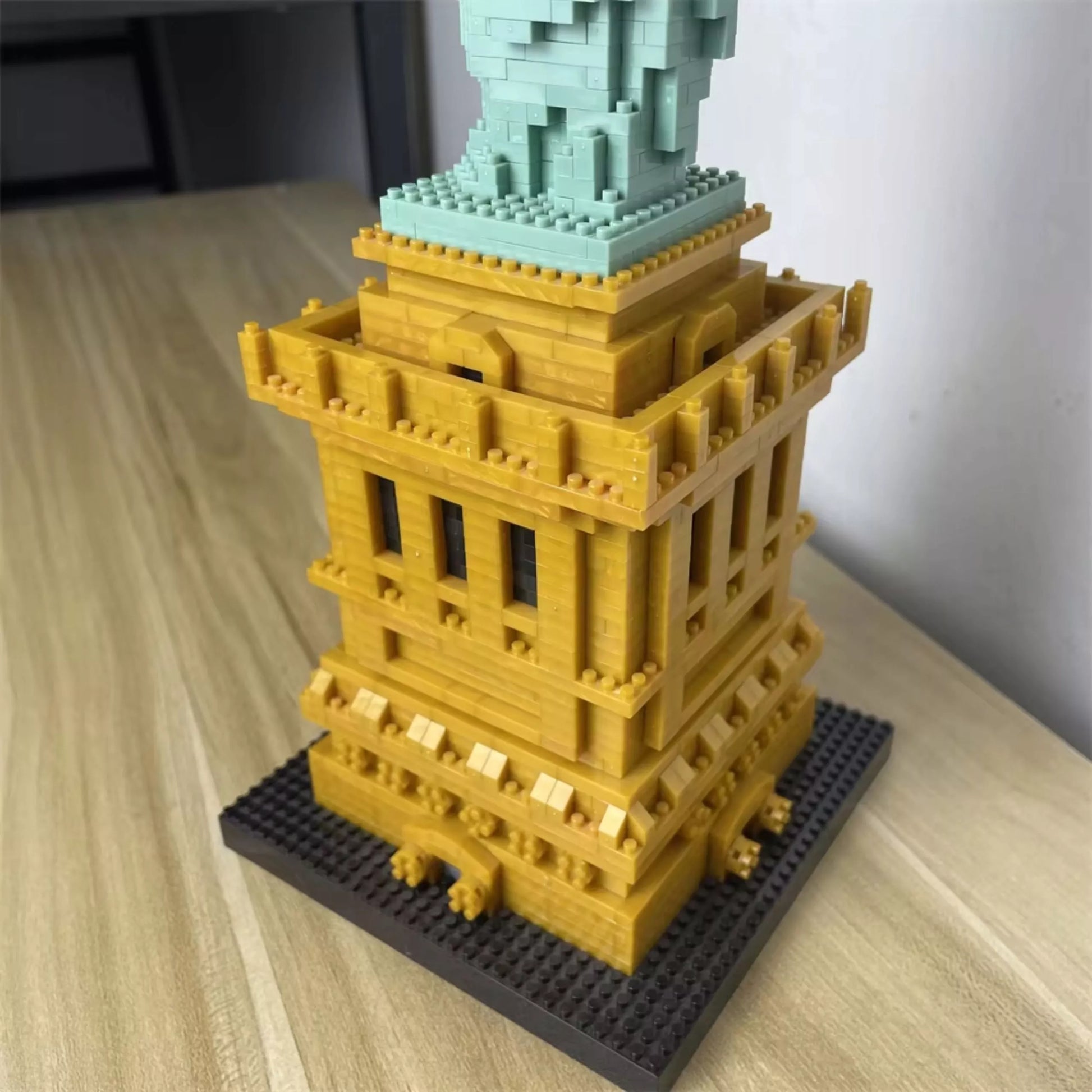 Statulos „Laisvė“ konstruktorius, architektūros modelis, JAV Niujorkas, 45 cm