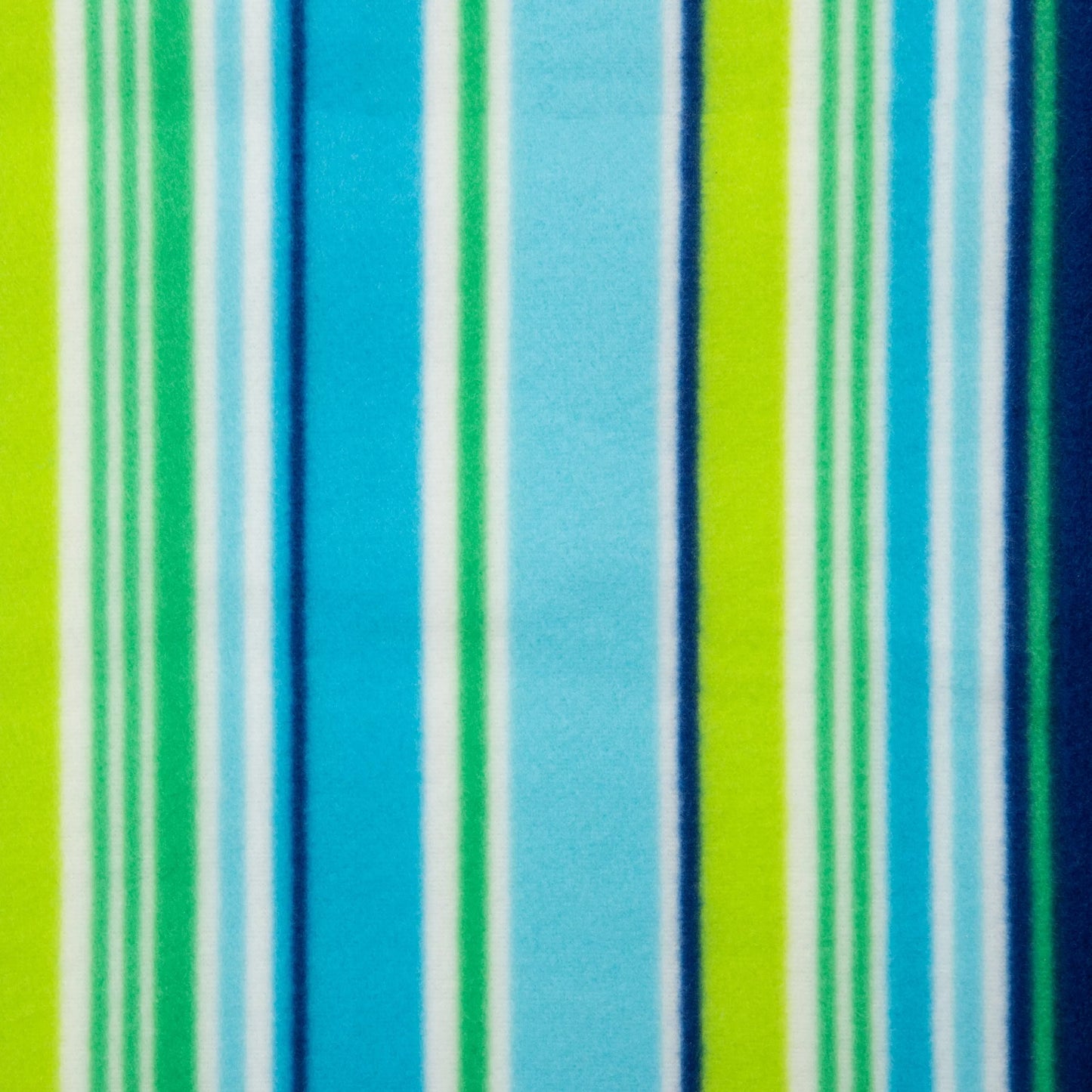 200x200cm izoliuotas paplūdimio pledas su rankena ir tvirtinimo detalėmis