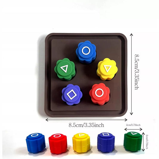 GONGGI GONGI KOREJŲ ŽAIDIMAS "SQUID GAME" RINKINYS KABLIUKAI GONG