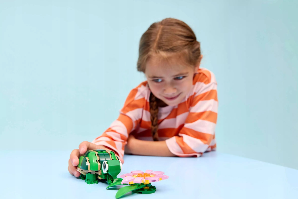 LEGO Creator 3w1 31377 Vėžlys ir vandens lelija