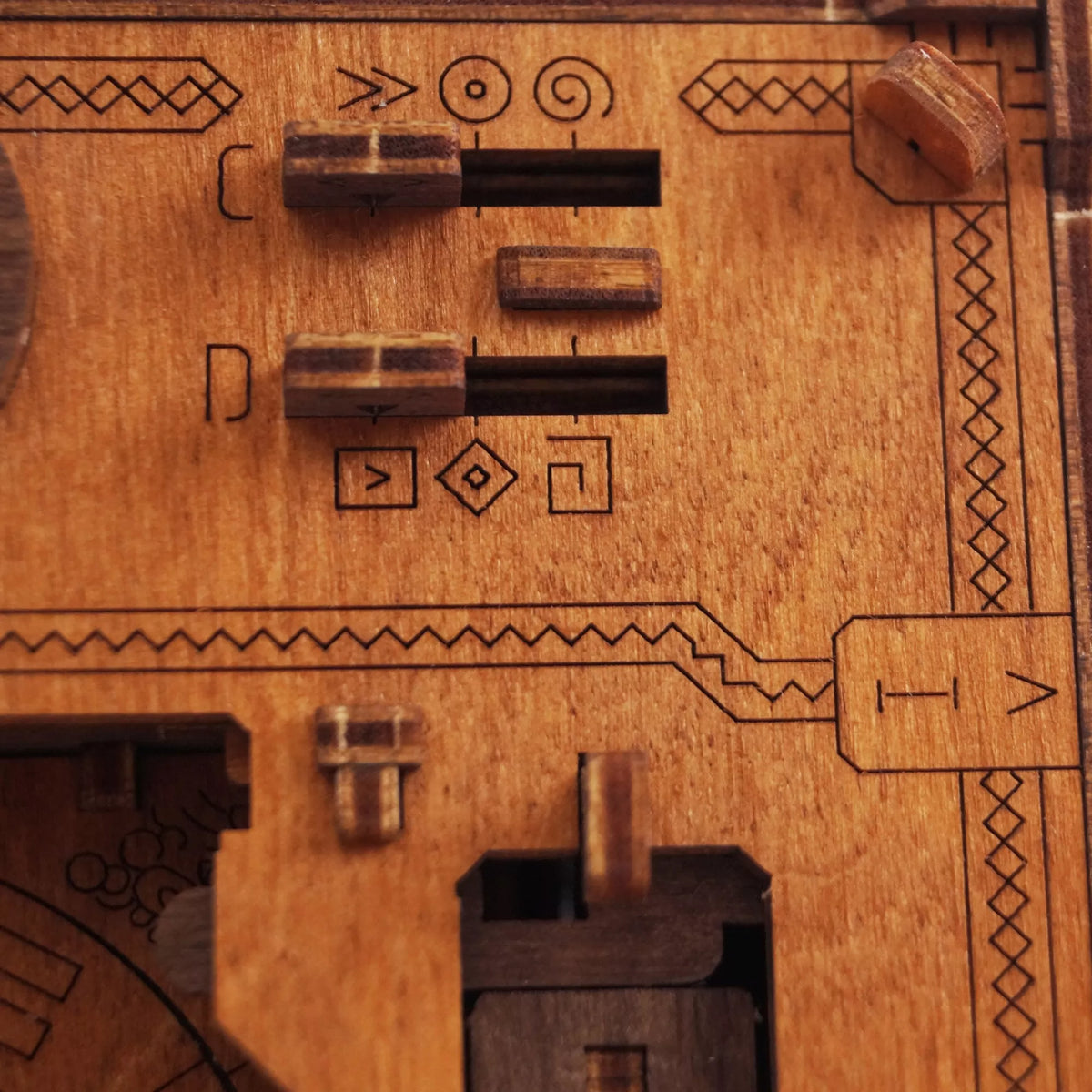 Galvosūkis Majų piramidė Escape Room dėžutė Medinės 3D dėlionės
