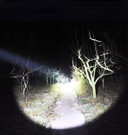 Galingas taktinis LED žibintuvėlis XHP50 ZOOM karinis