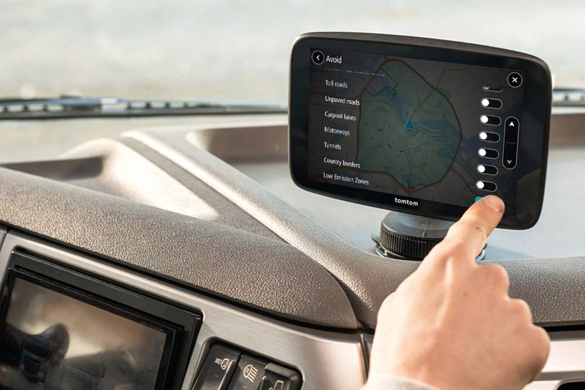 TomTom GO Expert 7 Plus GPS navigacija sunkvežimiams su Europos žemėlapiais