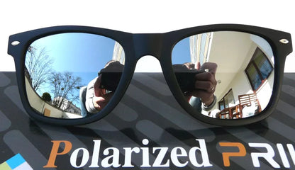 Polarizuoti veidrodiniai akiniai nuo saulės