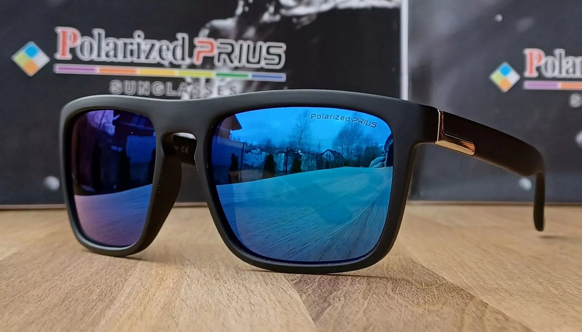 Akinuliaziniai saulės akiniai su poliarizuotais lęšiais ir UV400 apsauga