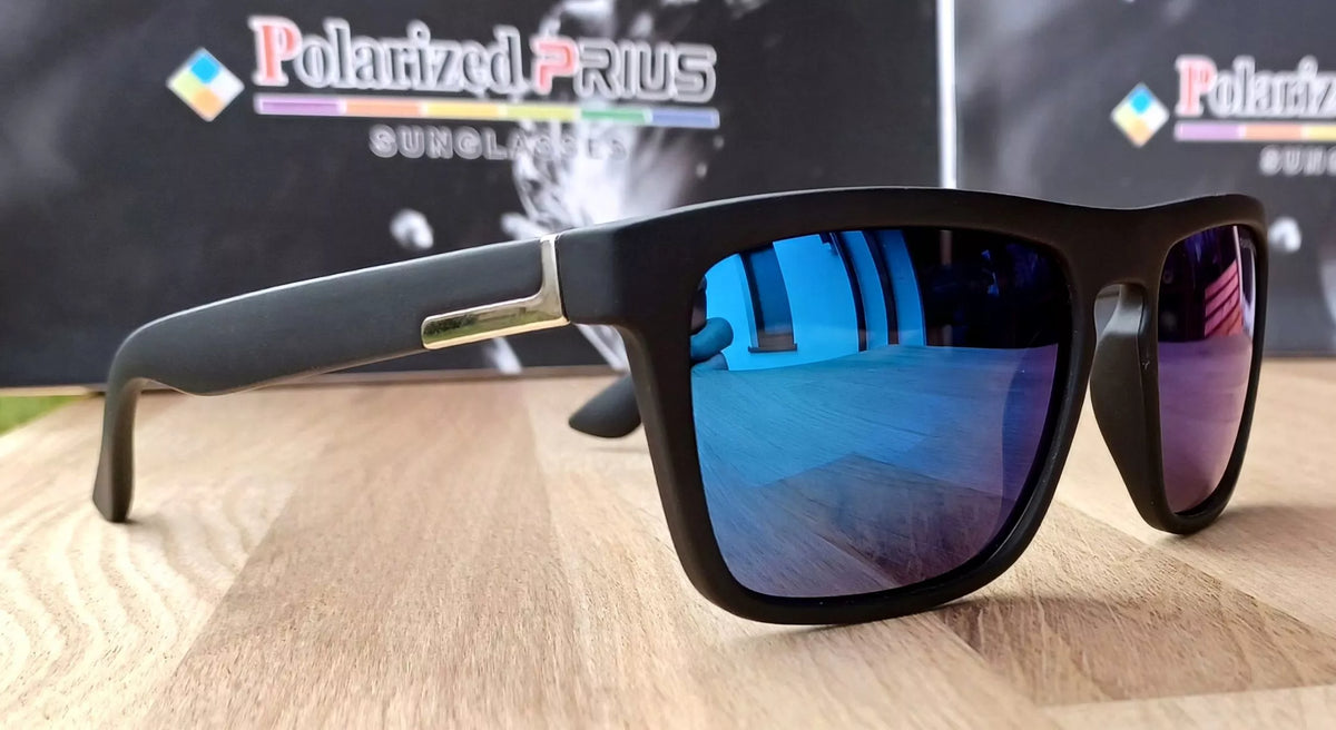 Akinuliaziniai saulės akiniai su poliarizuotais lęšiais ir UV400 apsauga