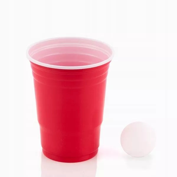 Stalo žaidimas „Beer Pong“