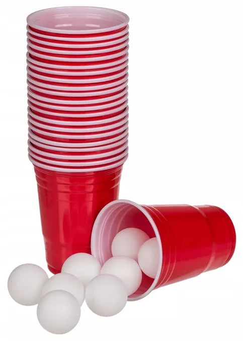 Stalo žaidimas „Beer Pong“