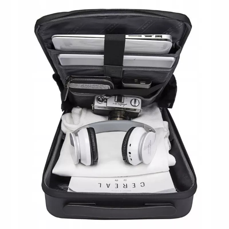 Juoda kuprinė – vandeniui atspari, laptopui, biurui, USB