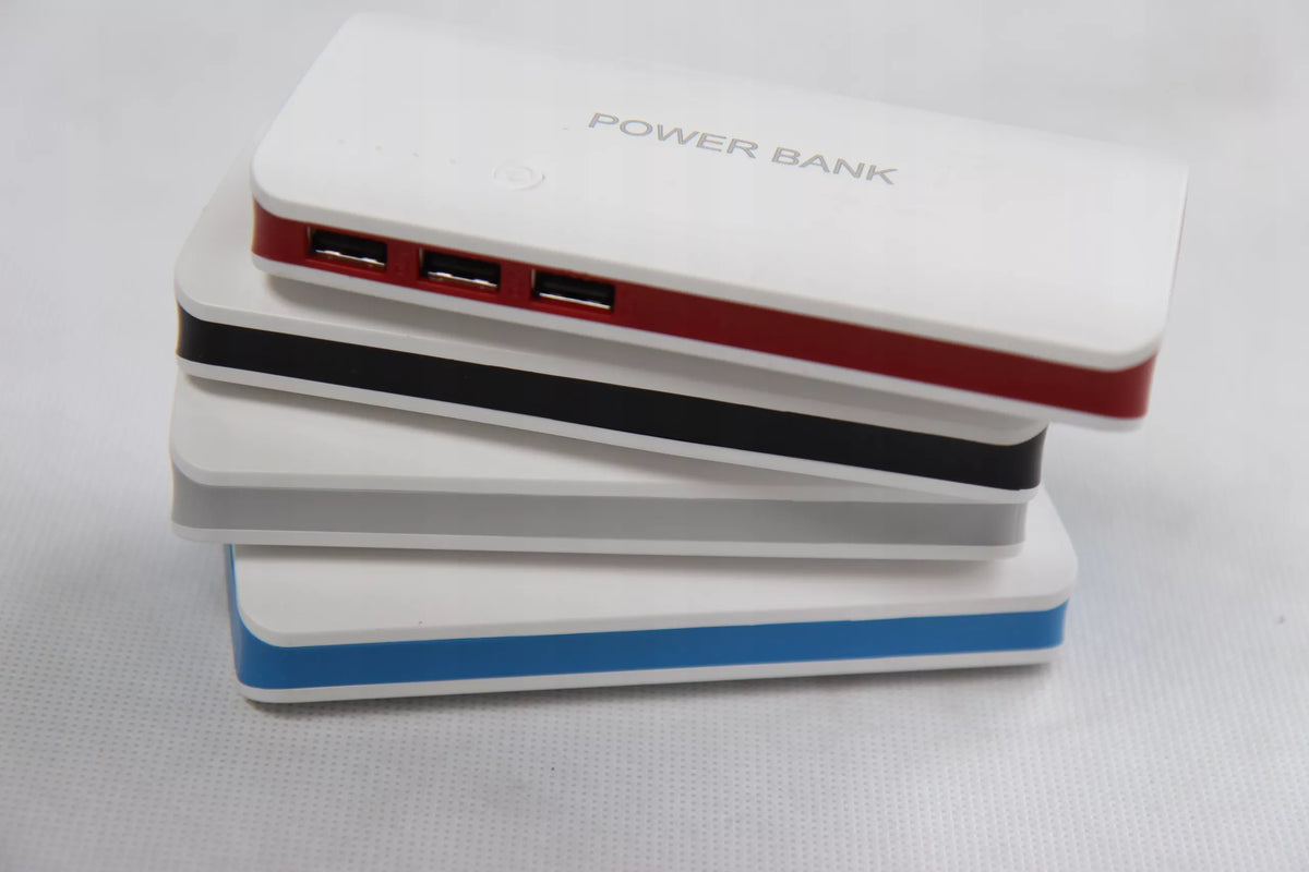 PowerBank Ekranas 3xUSB Žibintuvėlis