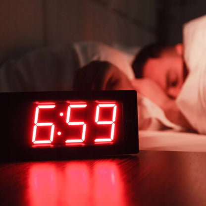 ŽADINTUVAS LAIKRODIS SU PROJEKTORIUMI JUODAS USB GARSUS ŽADINTUVAS XL LED EKRANAS
