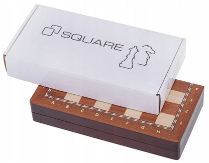 SQUARE – magnetiniai mediniai šachmatai 290 intarsija – raudonmedis / klevas