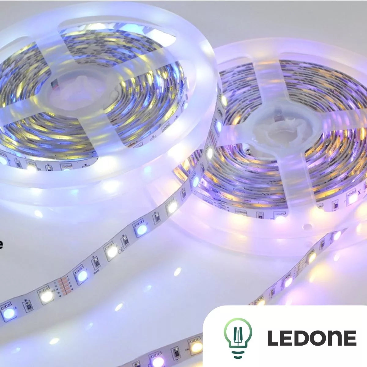LED juostos rinkinys RGBW – 5 m, šiltai / šaltai balta, su pulteliu ir 12 V maitinimu