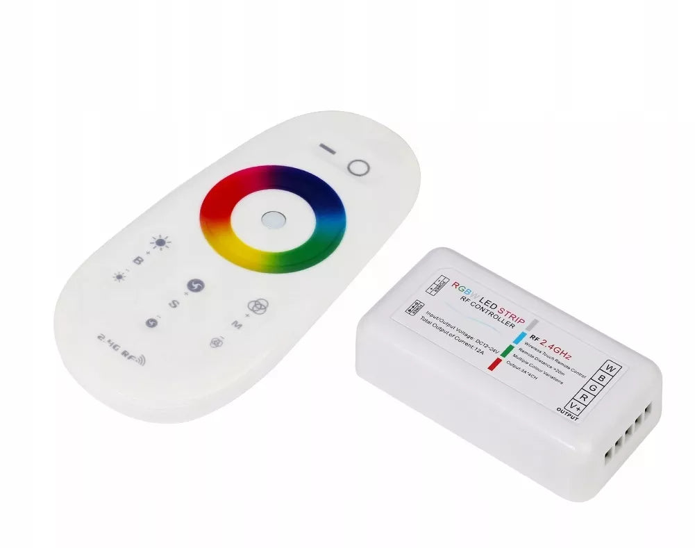 LED juostos rinkinys RGBW – 5 m, šiltai / šaltai balta, su pulteliu ir 12 V maitinimu