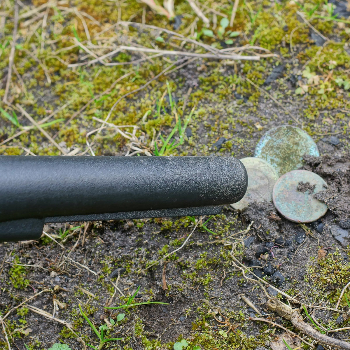 Rankinis metalo detektoriaus pointeris tiksliam radinių nustatymui