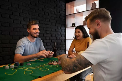 Texas pokerio žetonai – 2 kortų kaladės, Premium VIP komplektas, stiprus ir didelis