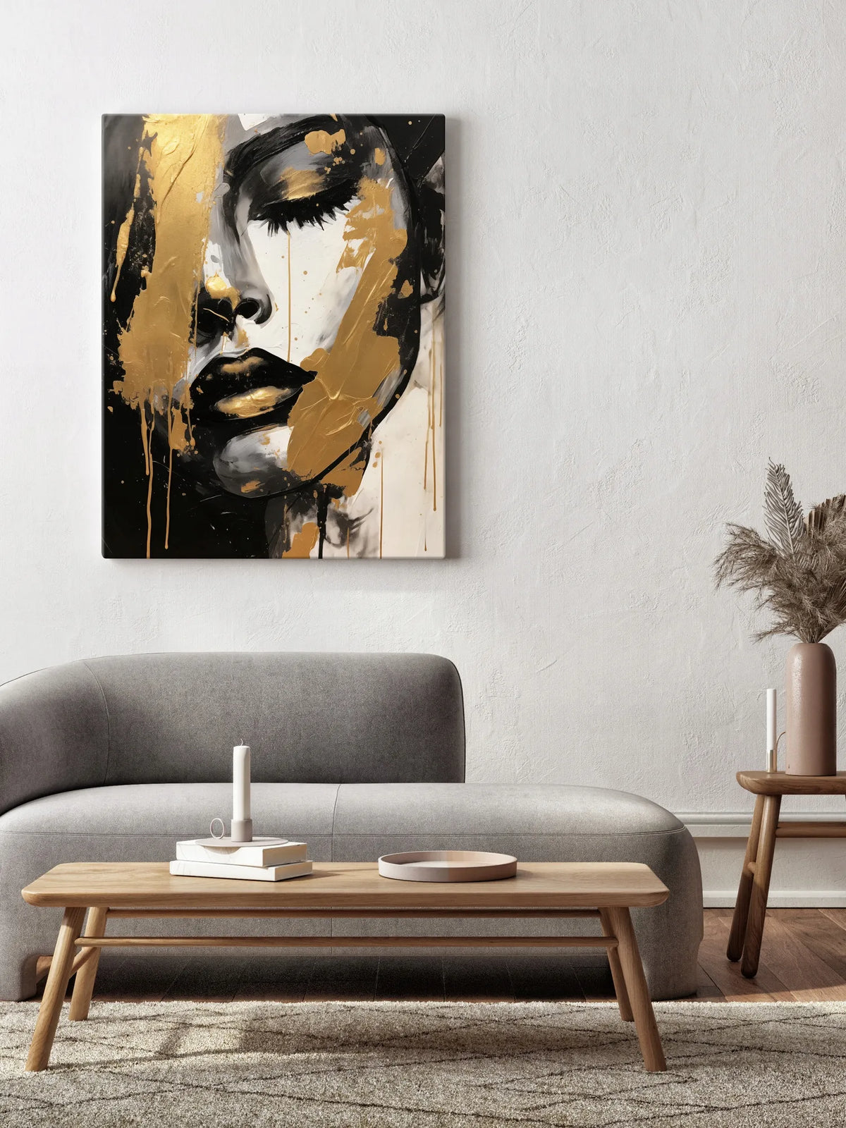 Abstraktus auksinis moters portretas ant drobės, glamūrinis stilius, 60 × 90 cm