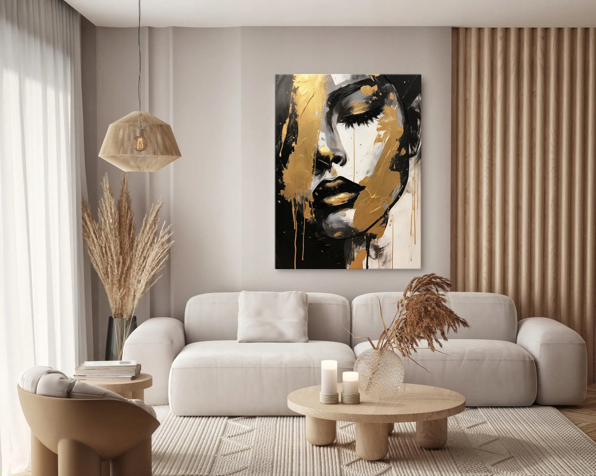 Abstraktus auksinis moters portretas ant drobės, glamūrinis stilius, 60 × 90 cm