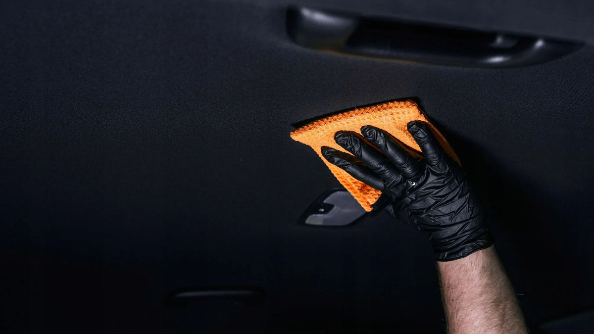ADBL Bonnet + Scrub Bar rinkinys rankiniam sėdynių ir lubų apmušalų valymui