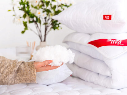 Antialerginė pagalvė 50x90 cm miegui, dygsniuota, stora, su užtrauktuku, balta