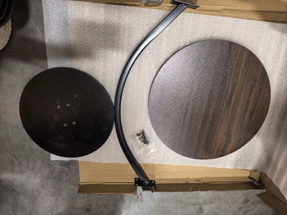 Apvalus medinis kavos staliukas 60 cm svetainei su metaliniu loft stiliaus pagrindu