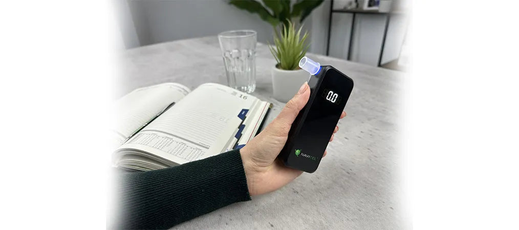 Asmeninis elektrocheminis alkotesteris NAVITEL ALC05 PRO – JK jutiklis