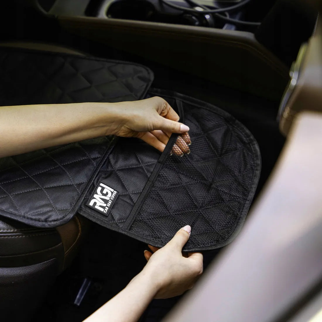 Automobilinės kėdutės apsauginis kilimėlis ir sėdynės užvalkalas 2 viename, ISOFIX