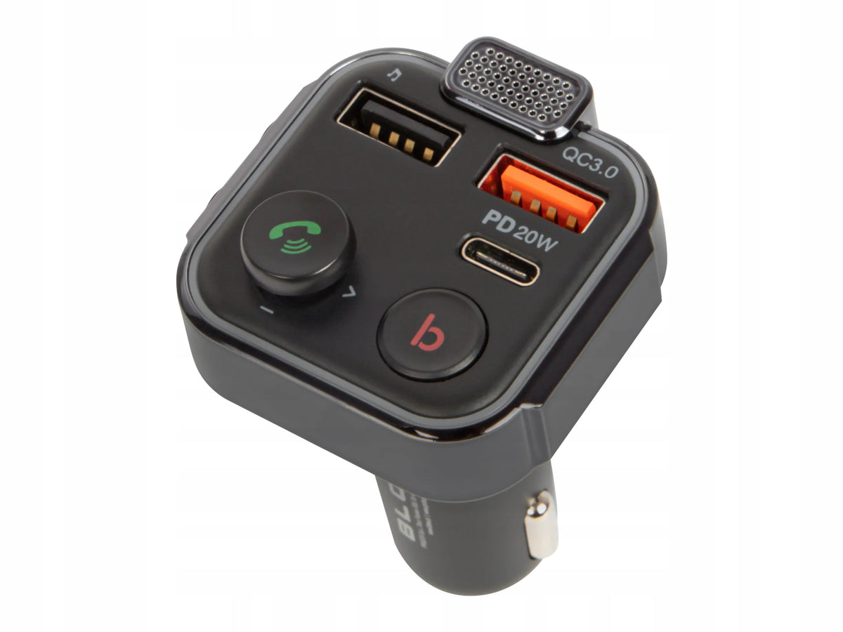 Automobilinis „Bluetooth“ FM siųstuvas P5 su 3x USB QC greituoju įkrovikliu