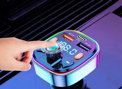 Automobilinis „Bluetooth FM“ siųstuvas su laisvų rankų įranga ir greitojo įkrovimo funkcija