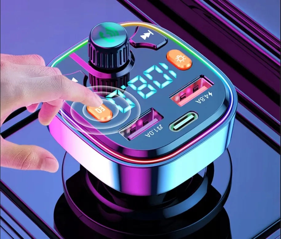 Automobilinis „Bluetooth FM“ siųstuvas su laisvų rankų įranga ir greitojo įkrovimo funkcija