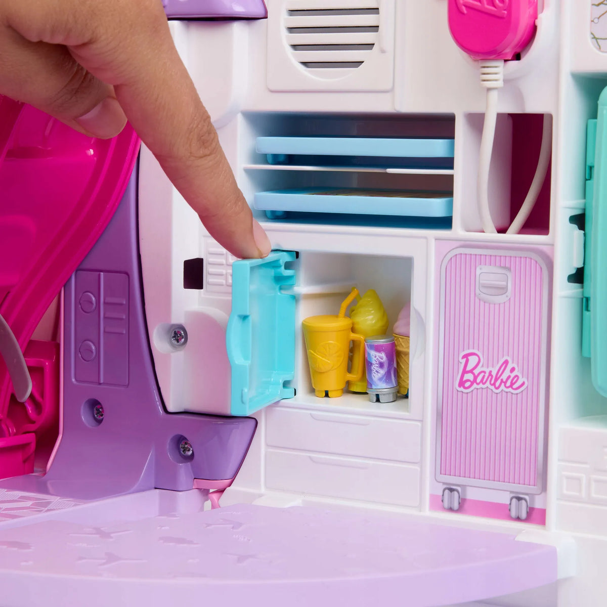 „Barbie“ didelis interaktyvus lėktuvas, 3 žaidimų zonos, priedai ir lėlė Teresa „Dream Besties“