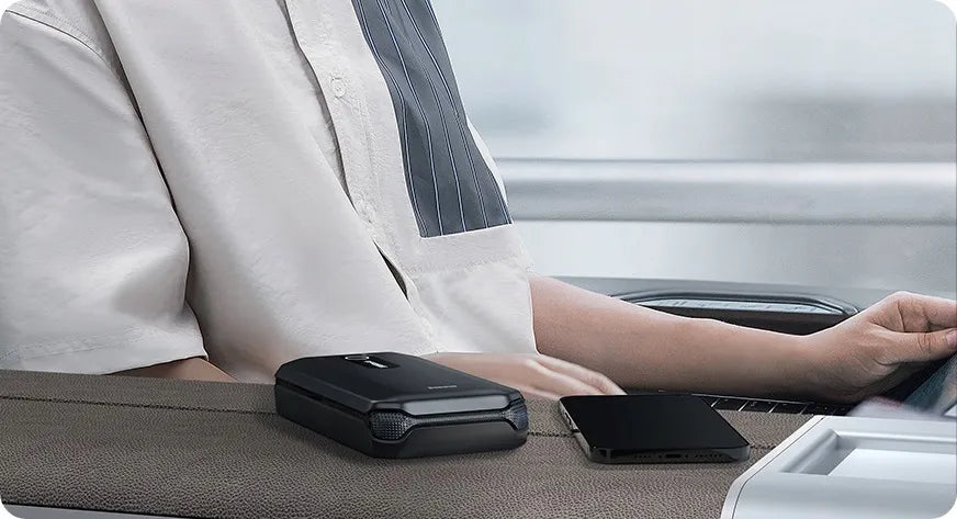 BASEUS automobilinis užvedimo įrenginys „Power Bank“ 10 000 mAh su žibintuvėliu ir gnybtais