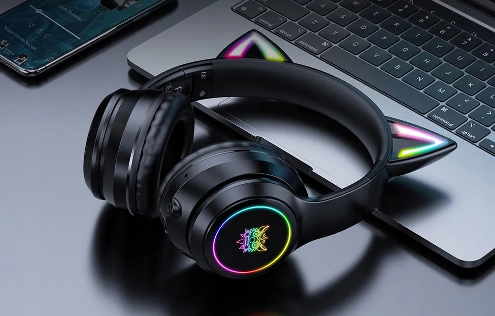 Belaidės ausinės ONIKUMA B90 su mikrofonu, RGB apšvietimu ir katės ausytėmis, USB-C