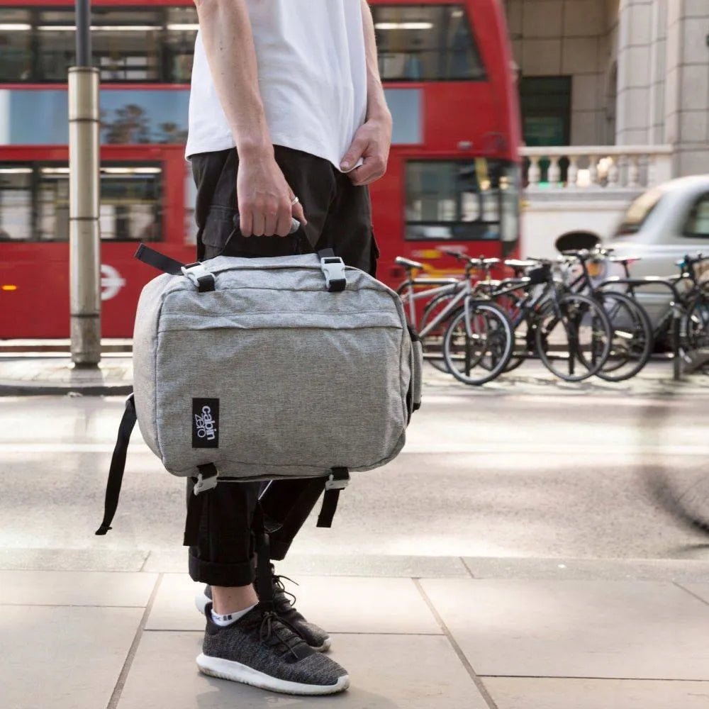 „CabinZero Classic“ kuprinė, 28 l, 40 × 30 × 20 cm, Georgian Khaki