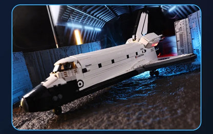 CaDA NASA kosminio erdvėlaivio „Discovery Space Shuttle“ konstruktorius, 1827 elementai