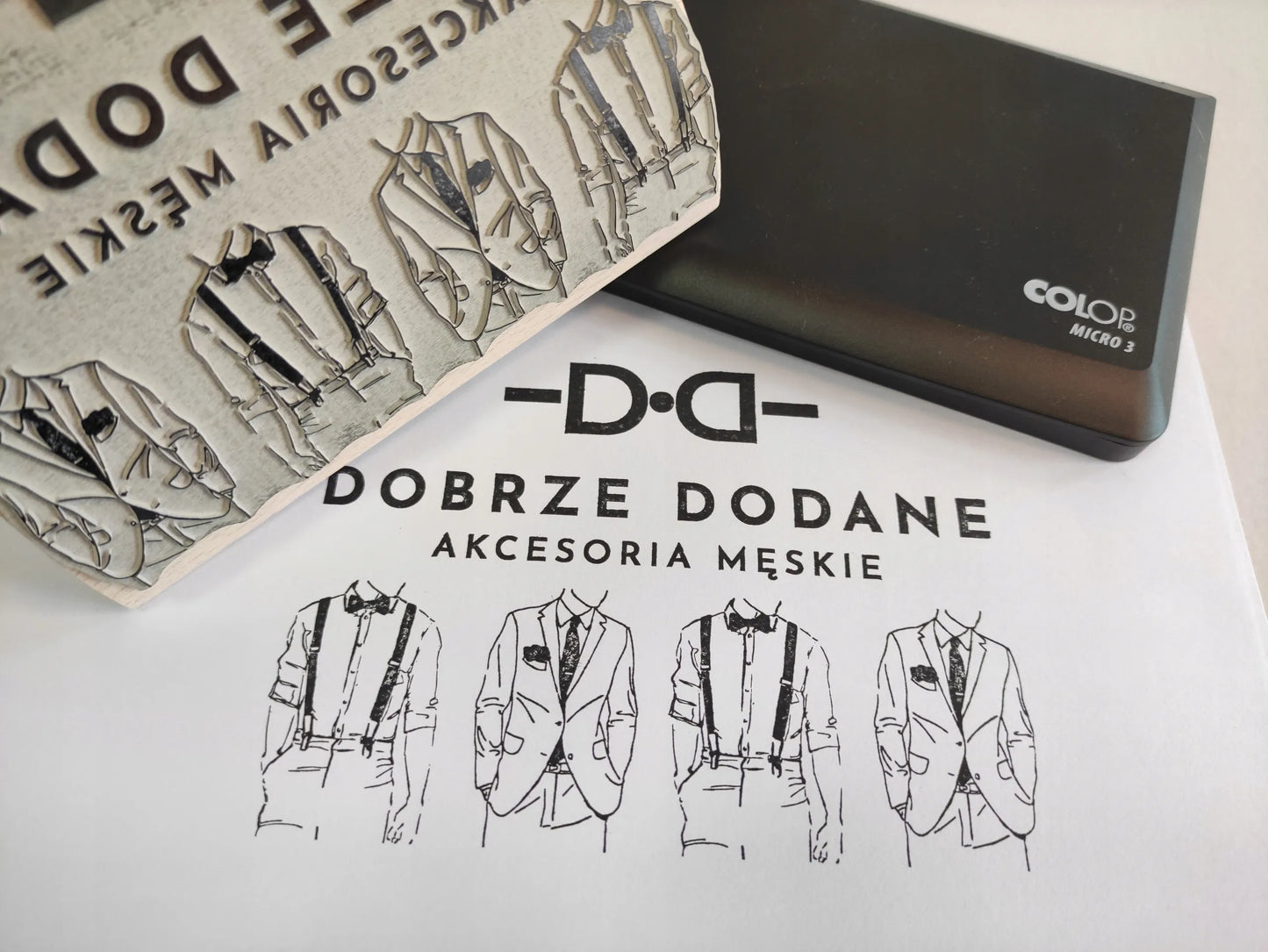 Didelis rankinis spaudas 140x80 mm antspaudas su Jūsų logotipu ir rašalo pagalvėle