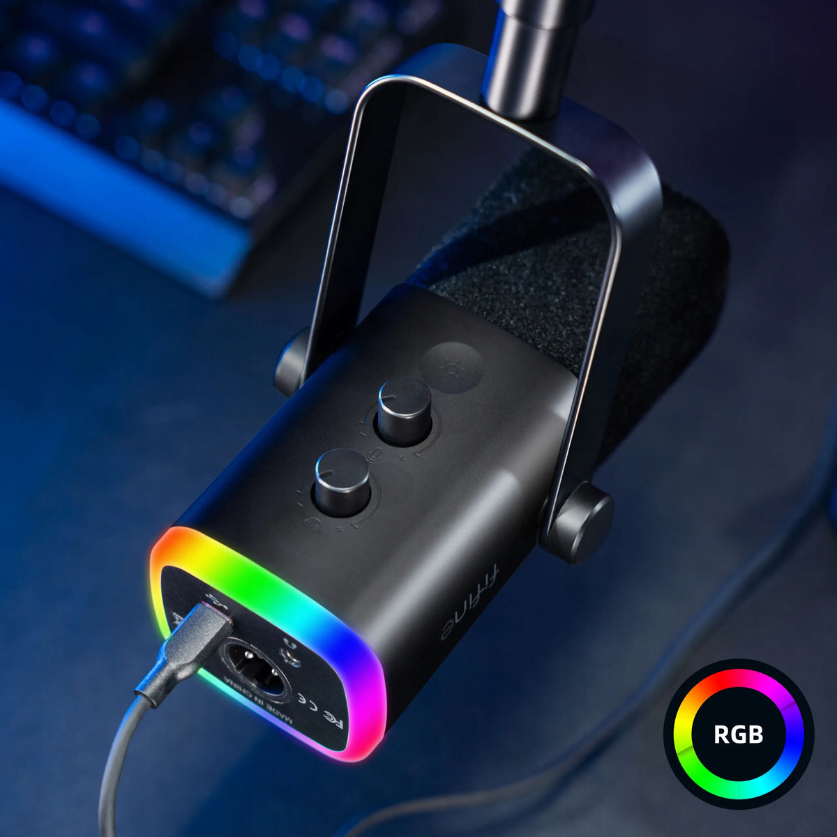 Dinaminis studijinis mikrofonas Fifine AM8T USB/XLR RGB PnP su laikikliu